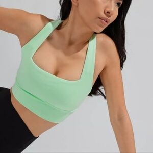 BUFFBUNNY keylime pie revolution sports bra